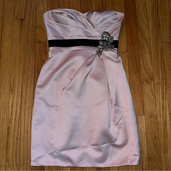 Satin Pink Balloon Dress with Jewel and Black Tie - Picture 3 of 11